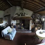 Casale Le Querce Apartment