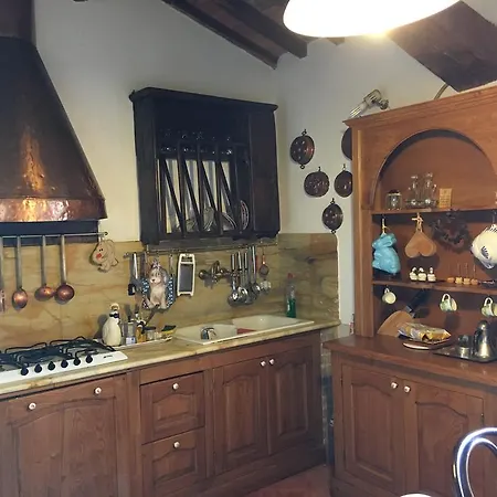 דירה Casale Le Querce קסטלנואובו ברארדנגה